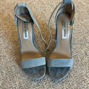 Steve Madden Women's Elegant Gray Heels